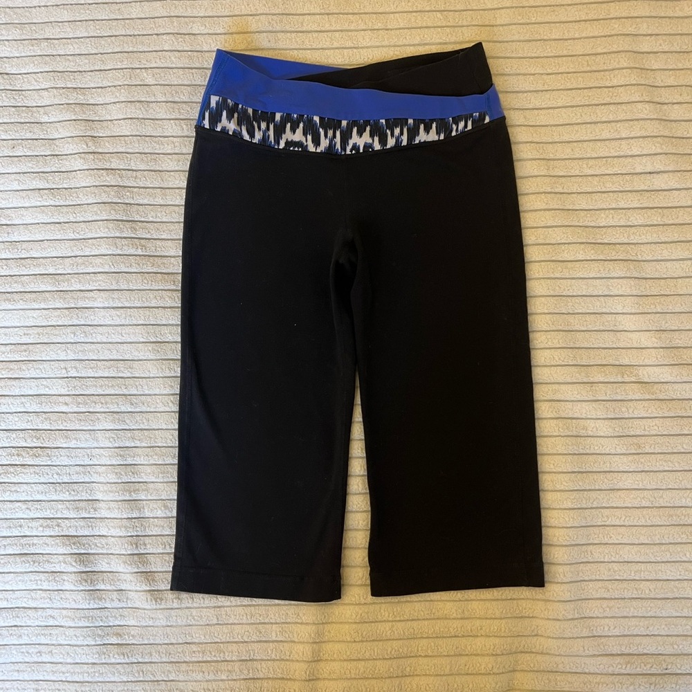 Lululemon Sz 6? Black Shorts
